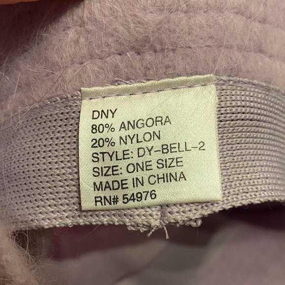 fuzzy light purple bucket hat 💟 - Picture 5 of 6